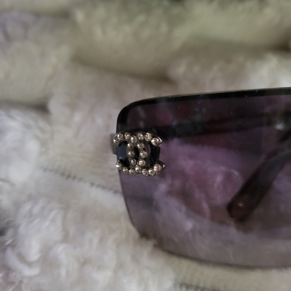 Elegant  Sunglasses - Picture 5 of 6